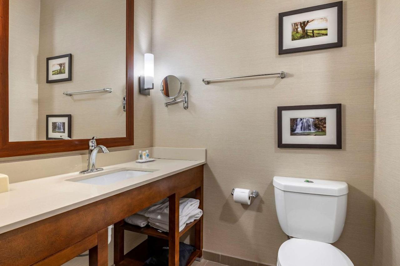 Comfort Suites Columbus Airport Εξωτερικό φωτογραφία