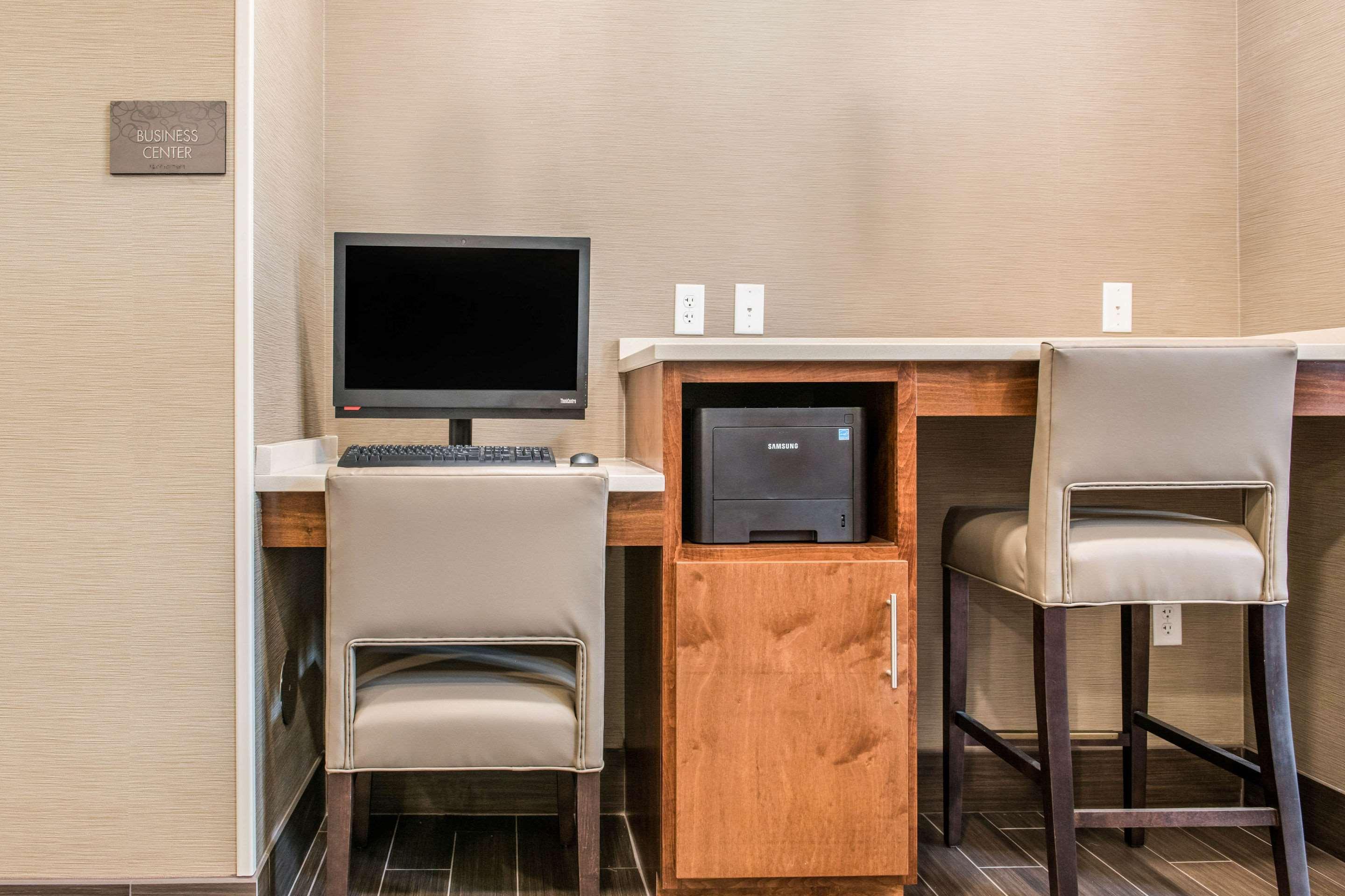 Comfort Suites Columbus Airport Εξωτερικό φωτογραφία