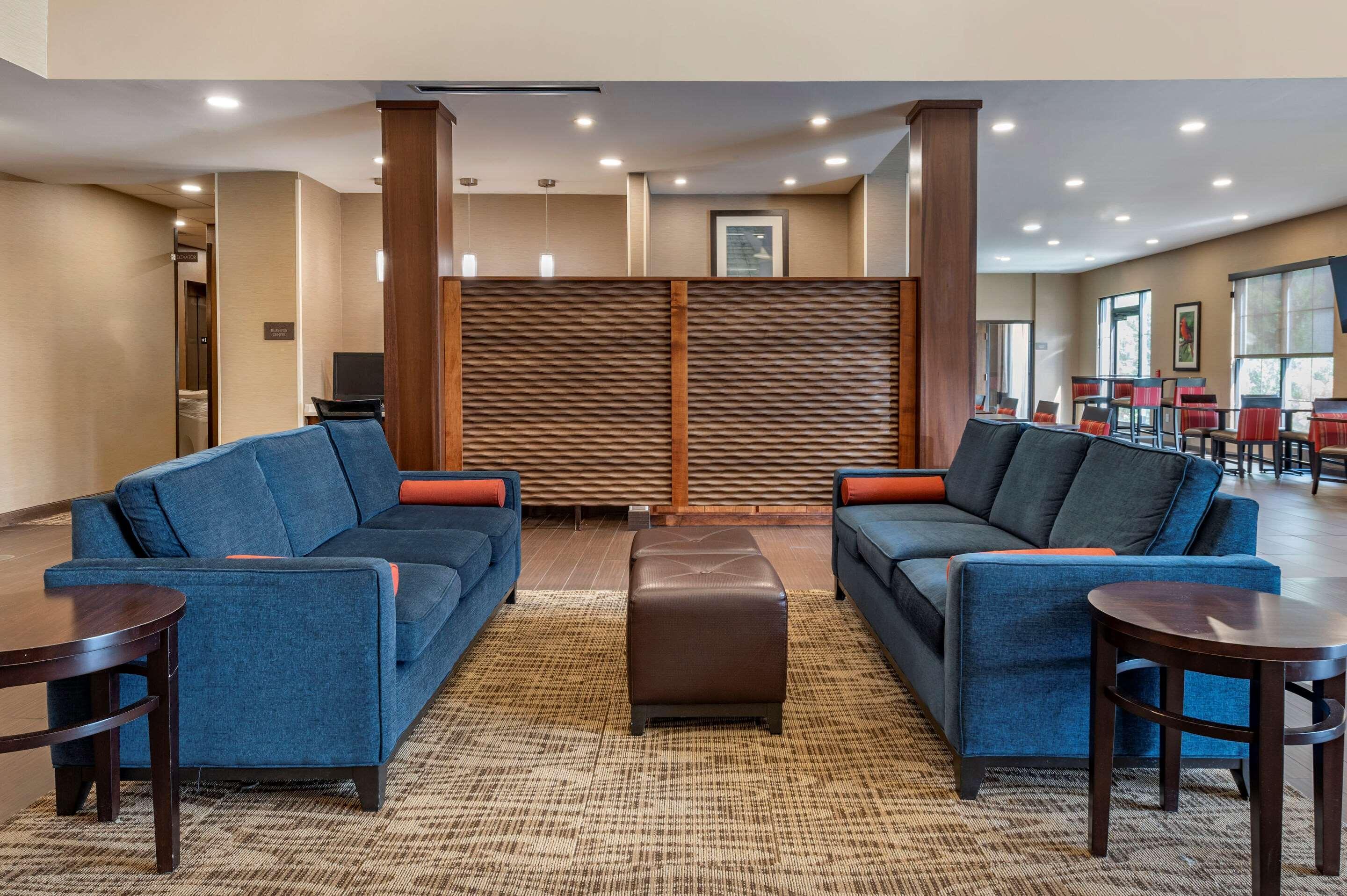 Comfort Suites Columbus Airport Εξωτερικό φωτογραφία